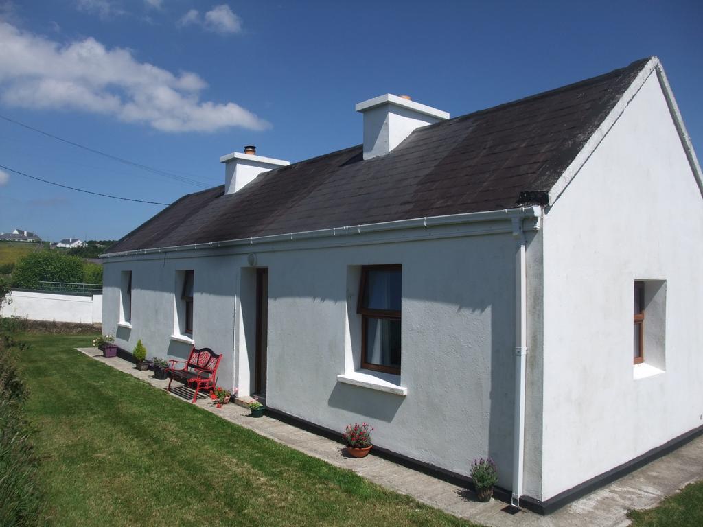 Katie'S Cottage Achill Sound Kültér fotó
